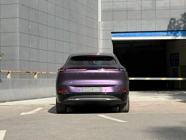 Xpeng G6 — Фото автомобиля 7