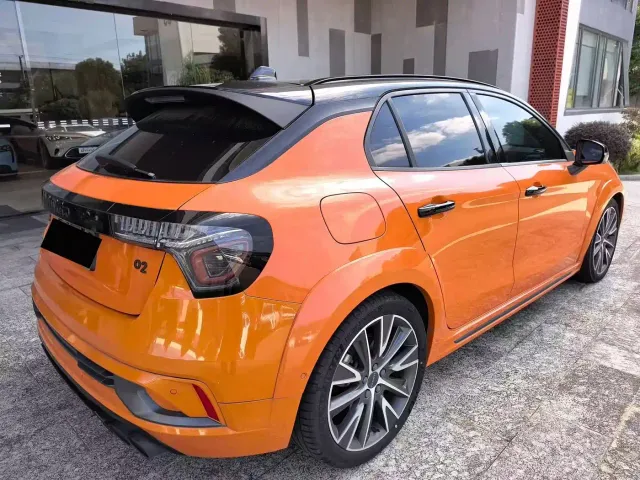 Lynk & Co 02 Hatchback — Фото автомобиля 4