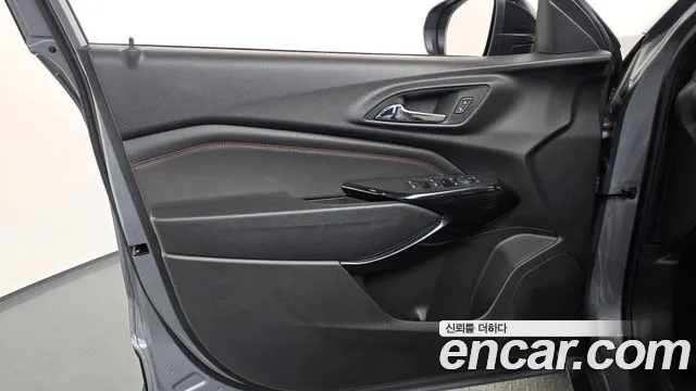 ChevroletGMDaewoo Trax Trax Кроссовер 1.2 Red Line — Фото автомобиля 24