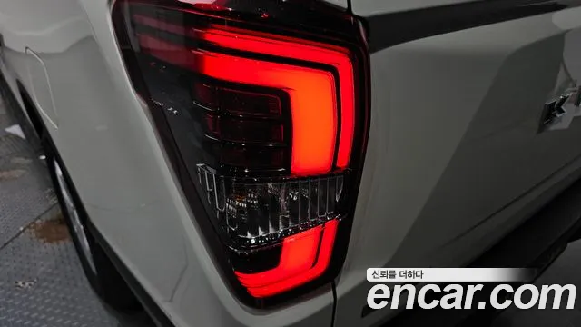 KG_Mobility_Ssangyong Rexton Новый Rexton Sport Khan Дизель 2.2 4WD — Фото автомобиля 21