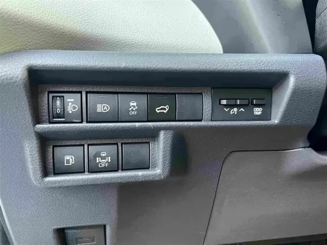 Toyota Sienna — Фото автомобиля 14