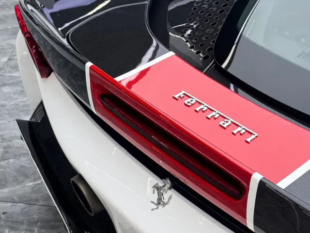 Ferrari SF90 — Фото автомобиля 16