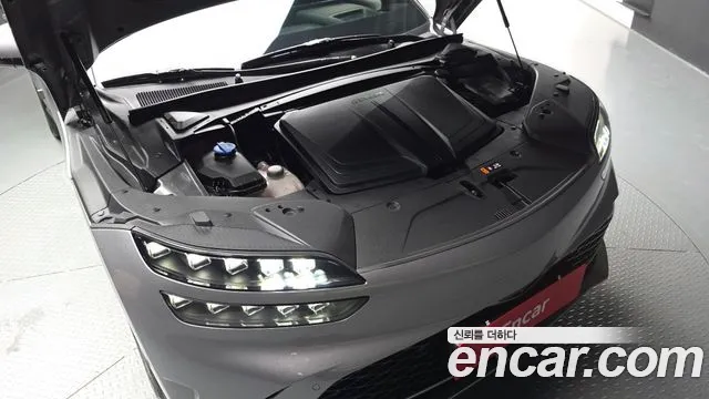 Genesis GV60 — Фото автомобиля 9