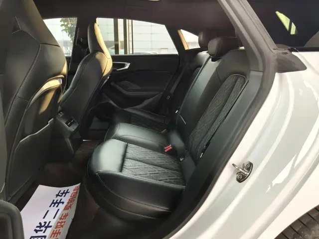 Audi Audi A5L Sportback — Фото автомобиля 7