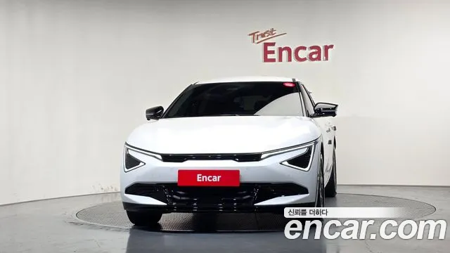 Kia EV6 New — Фото автомобиля 3