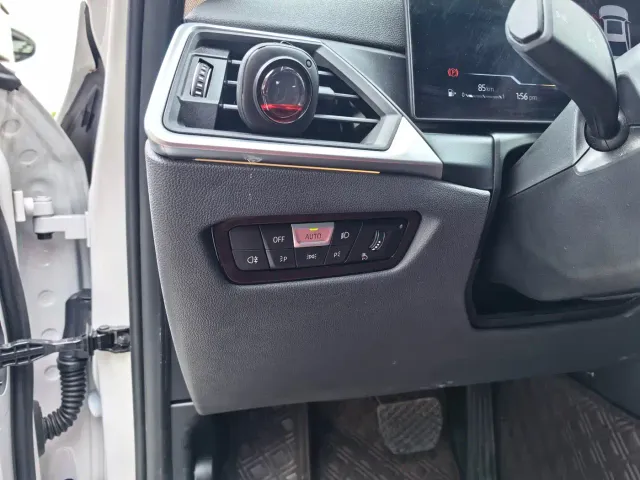 BMW 3 Series — Фото автомобиля 18