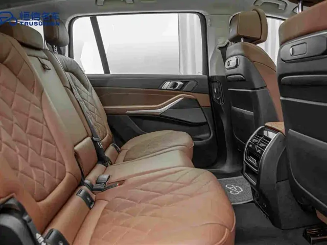 BMW X7 — Фото автомобиля 16