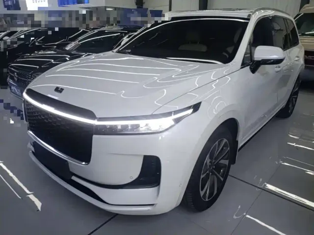 Фотография автомобиля — Li Auto ONE