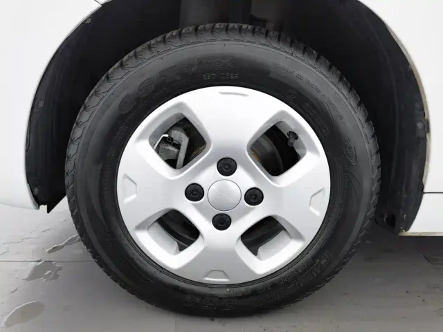 Roewe Clever — Фото автомобиля 17