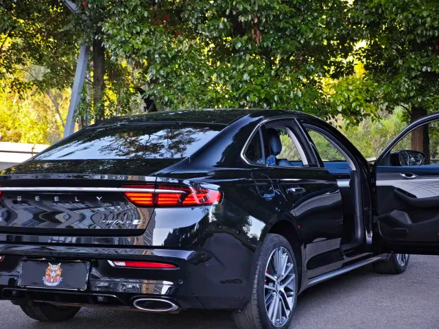 Geely Xingrui — Фото автомобиля 15