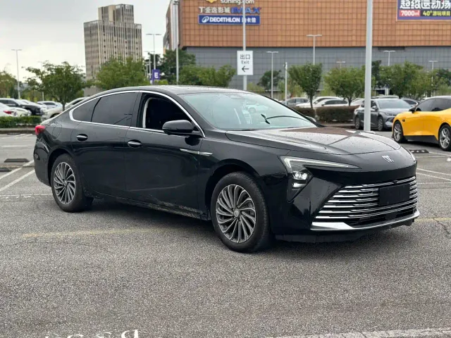 Buick LaCrosse — Фото автомобиля 3
