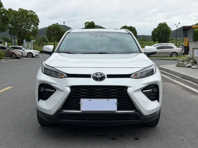 Toyota Wildlander — Фото автомобиля 2