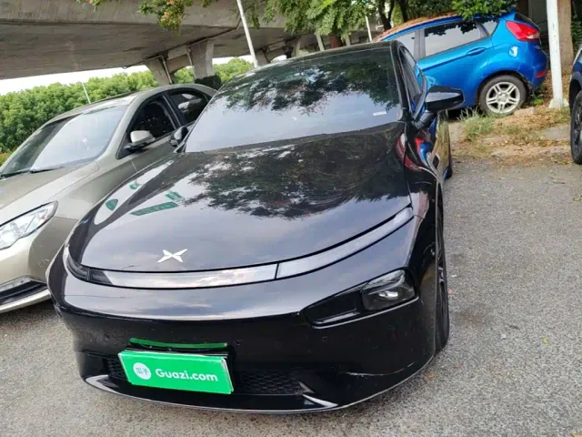 Xpeng P7 — Фото автомобиля 2