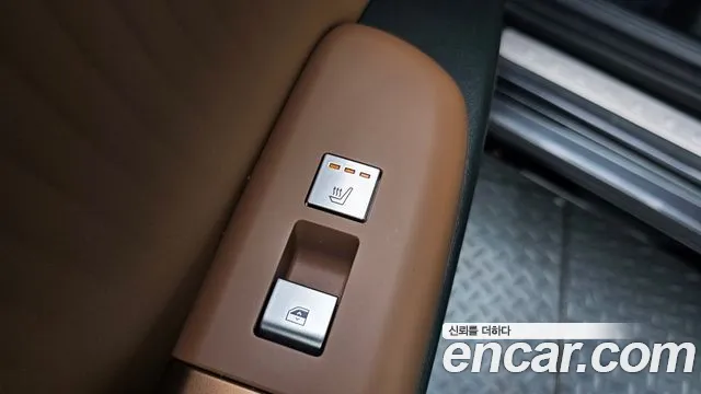 Hyundai Grandeur GN7 — Фото автомобиля 18