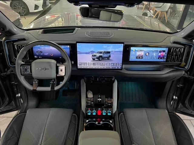 BYD FangChengBao Leopard 5 — Фото автомобиля 5