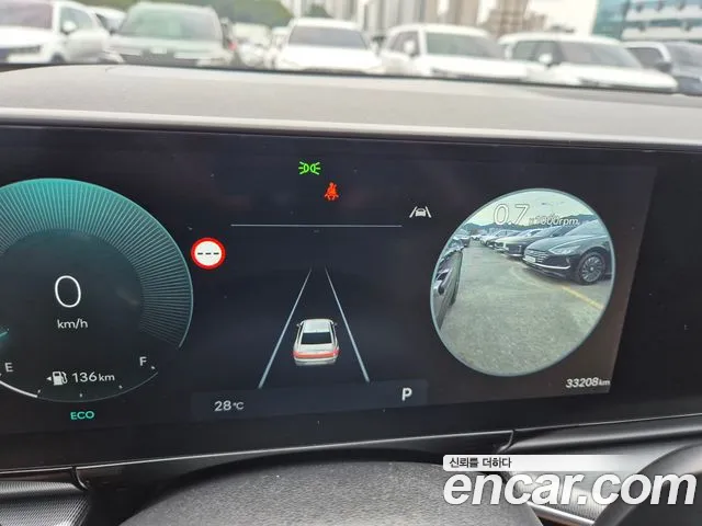 Hyundai Grandeur Grandeur (GN7) 2.5 Бензин 2WD — Фото автомобиля 17