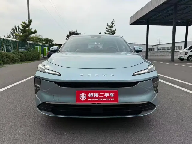 Roewe D6 — Фото автомобиля 2
