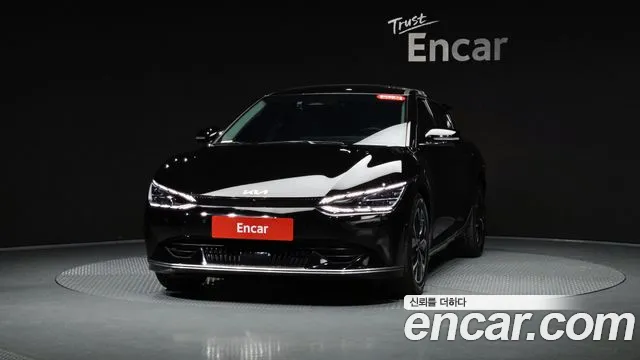 Kia EV6 — Фото автомобиля 3