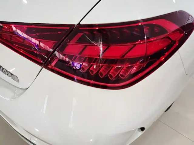 Mercedes-Benz C-Class — Фото автомобиля 7