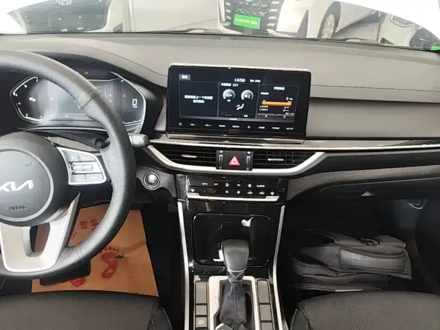 Kia K3 — Фото автомобиля 12
