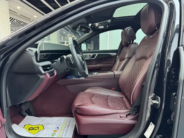 Cadillac CT6 — Фото автомобиля 7