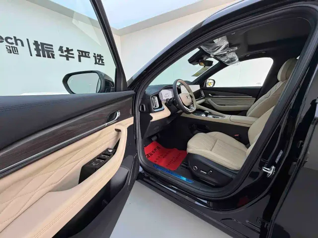 Geely Xingyue L — Фото автомобиля 4