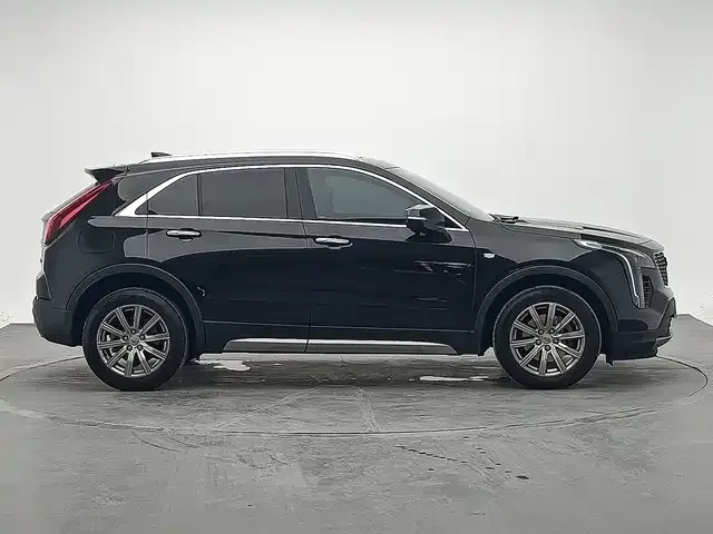 Cadillac XT4 — Фото автомобиля 4