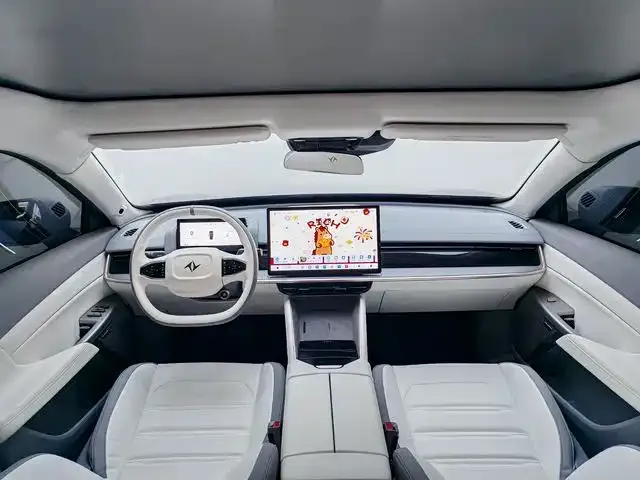 Dongfeng eπ 007 — Фото автомобиля 5