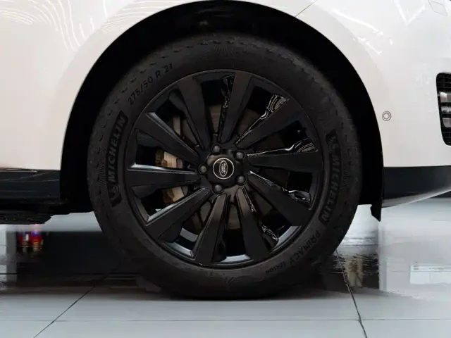 Land Rover Range Rover — Фото автомобиля 20