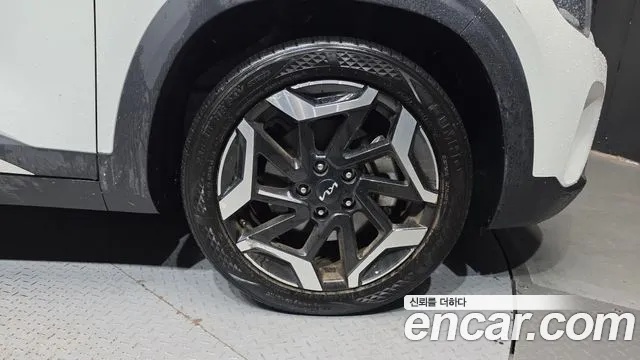 Kia Seltos — Фото автомобиля 6