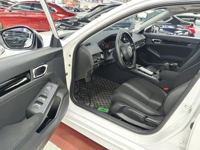 Honda Civic — Фото автомобиля 15