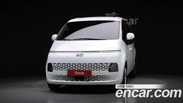 Hyundai Staria Staria — Фото автомобиля 3