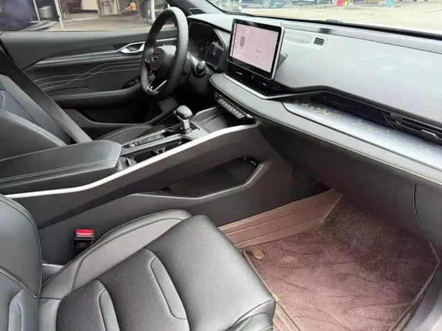 Geely Xingrui — Фото автомобиля 12