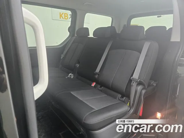 Hyundai Staria — Фото автомобиля 15