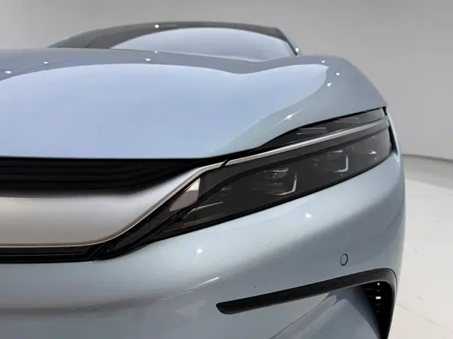 BYD Han — Фото автомобиля 9