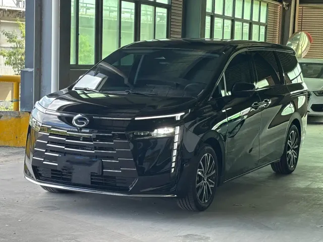 Фотография автомобиля — GAC Trumpchi E8