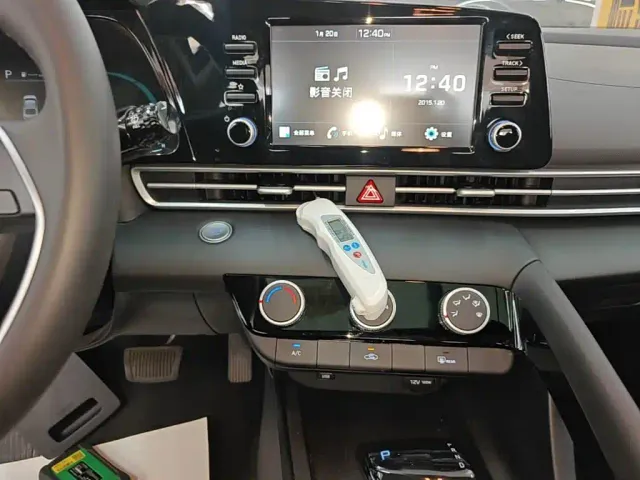 Hyundai Elantra — Фото автомобиля 12