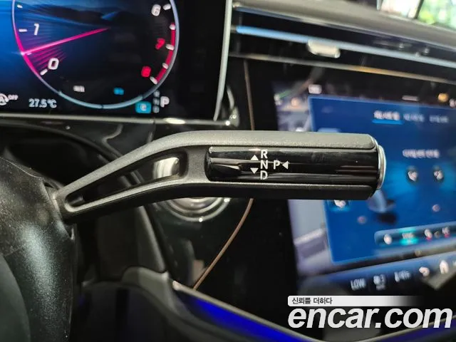 Mercedes-Benz E-Class — Фото автомобиля 9