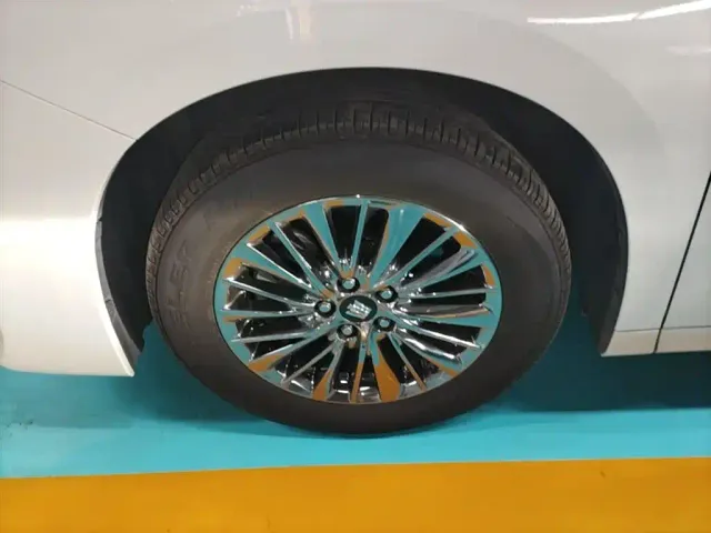 Toyota Vellfire — Фото автомобиля 22