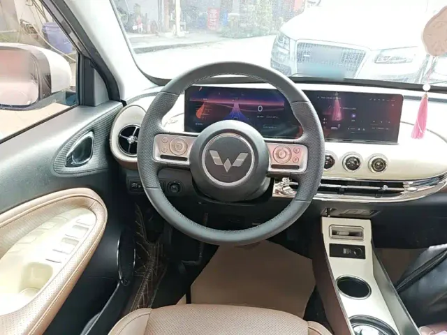 Wuling Bingo — Фото автомобиля 10