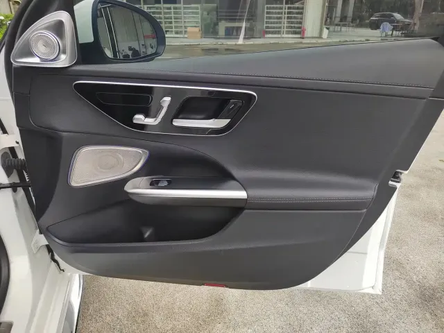 Mercedes-Benz C-Class — Фото автомобиля 22
