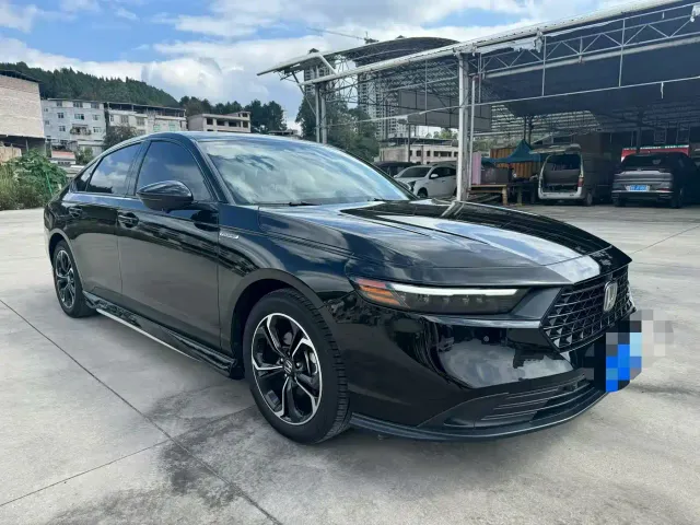 Honda Accord — Фото автомобиля 5