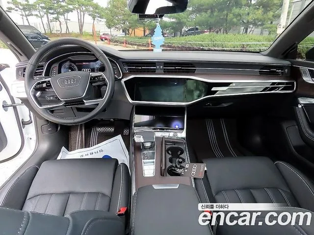 Audi A7 4K — Фото автомобиля 6