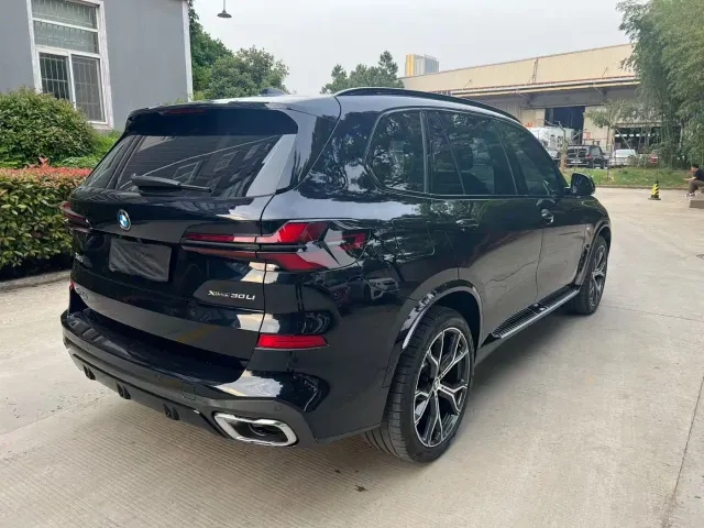 BMW X5 — Фото автомобиля 8