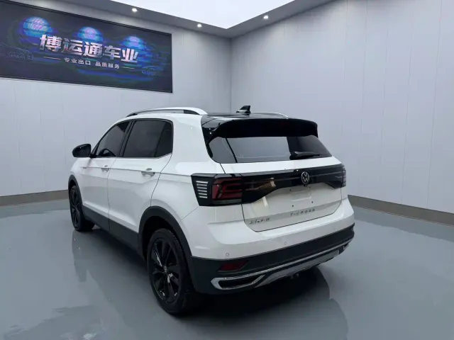 Volkswagen T-Cross — Фото автомобиля 4