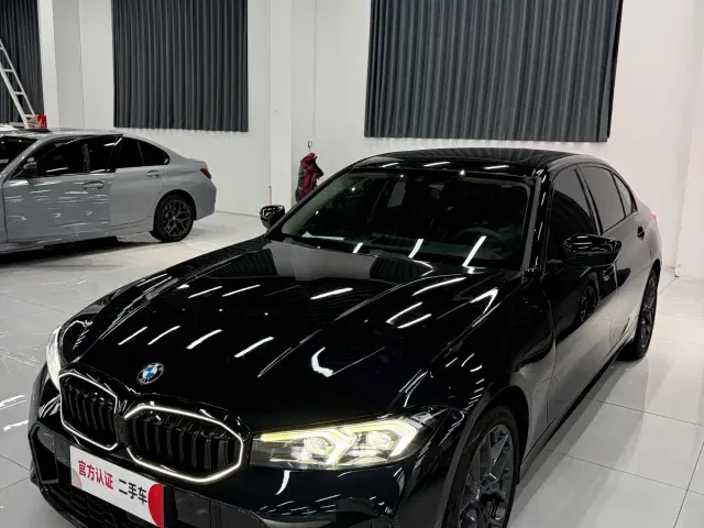 BMW 3 Series — Фото автомобиля 3