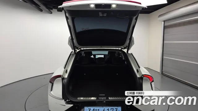Kia EV6 — Фото автомобиля 18