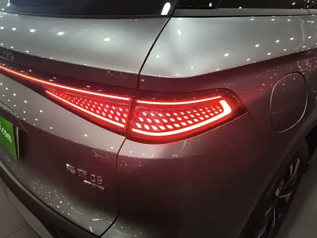 BYD Seal 05 DM-i — Фото автомобиля 7