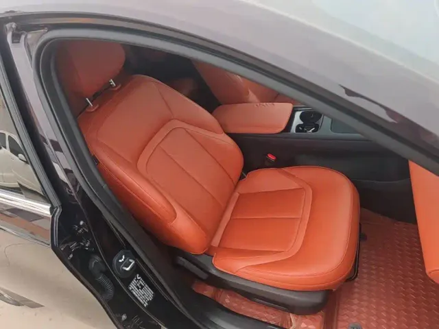 Wuling Starlight — Фото автомобиля 24