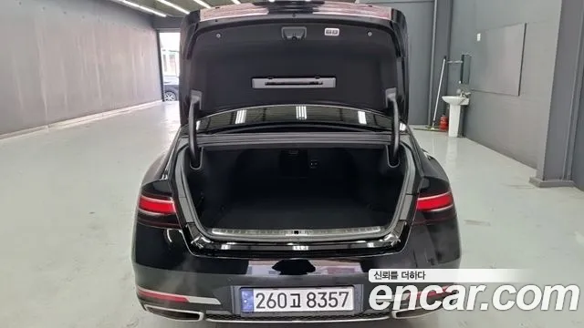 Genesis G90 Бензин 3.5 турбо AWD — Фото автомобиля 12